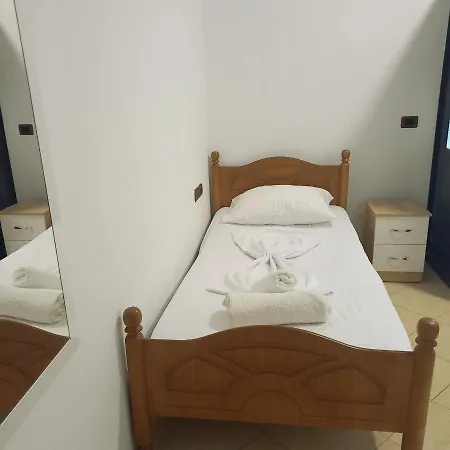 Hotel Eno 3*